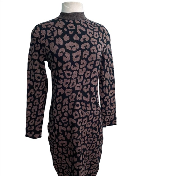 Banana Republic Dresses & Skirts - Banana Republic cheetah metallic bodycon dress sz- med